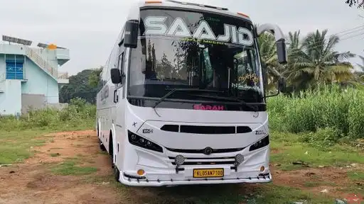 SAAJI MEERA ROADWAYS Bus-Front Image