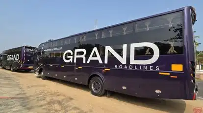 GRAND ROADLINES Bus-Side Image