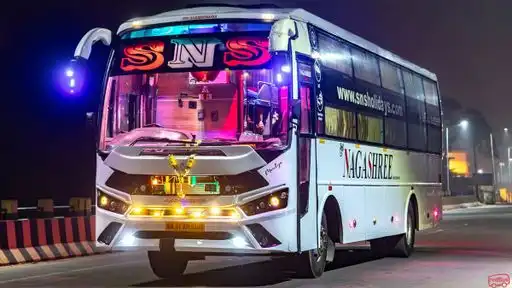 SNS Holidays Bus-Front Image