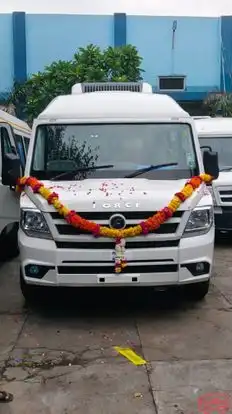 New janta ashoka travels Bus-Front Image