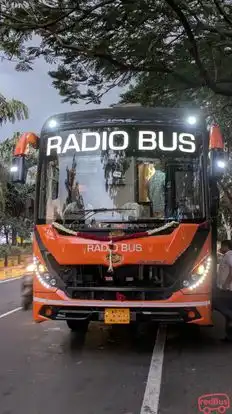 RADIO BUS Bus-Front Image