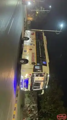 Shree Shubhlaxmi Travels Bus-Side Image