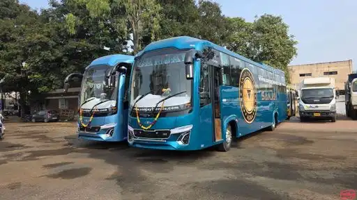 Sanjay Travels Bus-Front Image