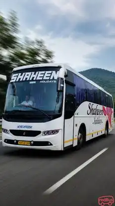 Shaheen Holidays Bus-Front Image