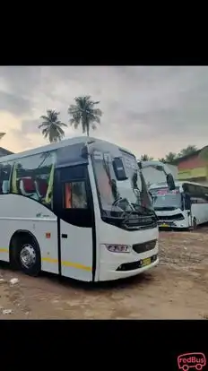 Shaheen Holidays Bus-Side Image