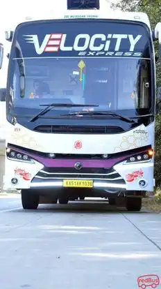 Velocity Xpress Bus-Front Image