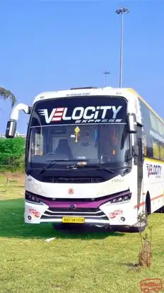 Velocity Xpress Bus-Front Image