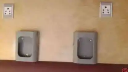 Shrehari Travels Bus-Amenities Image