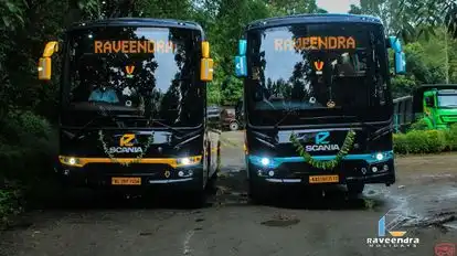 RAVEENDRA HOLIDAYS Bus-Front Image