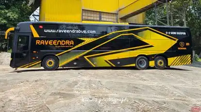 RAVEENDRA HOLIDAYS Bus-Side Image