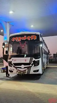 RAGHUVANSHI TRAVELS Bus-Front Image