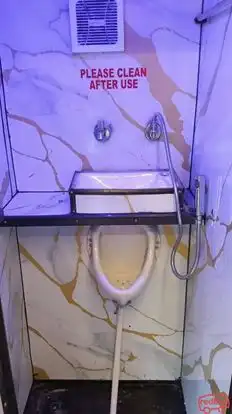 Lat Sahab Bus Service Bus-Amenities Image