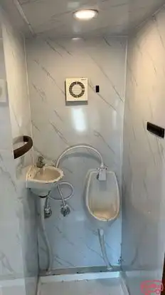 Shree Ras Bus Bus-Amenities Image