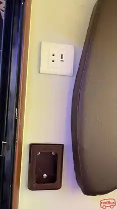 Shree Ras Bus Bus-Amenities Image