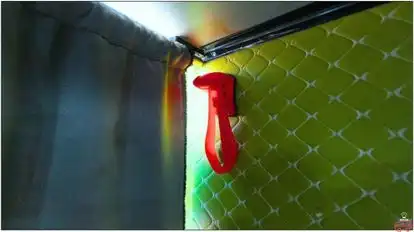 ROYAL RIDE EXPRESS Bus-Amenities Image