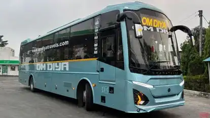 Om Diya Travels Bus-Side Image