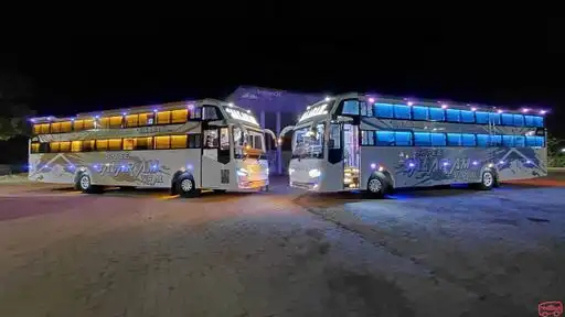 Shree Jalaram Viral Bus-Front Image