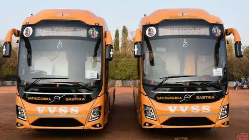 VENKATESWARAN (V) BUS Bus-Front Image