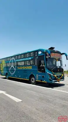 Yashshree Tours And Travels Bus-Front Image