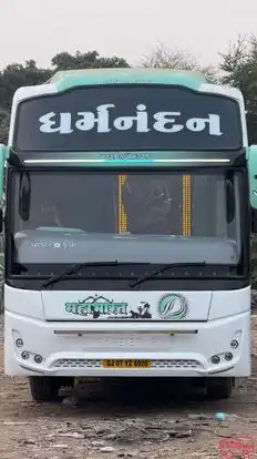 Dharmanandan Travels Bus-Front Image