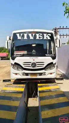 Vivek Travels Bus-Front Image