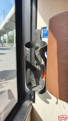 Metrobus Bus-Amenities Image