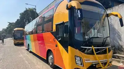 SAMEER TRAVELS Bus-Front Image