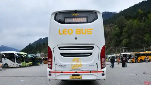 Leobus india Bus-Front Image