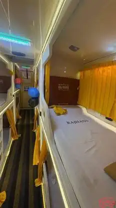 Raj Hans Travels (Shivpuri) Bus-Front Image