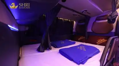 SHRI ROADLINES Bus-Seats Image