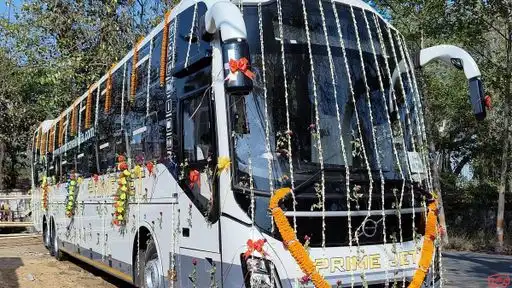 Prime Jet Bus-Front Image