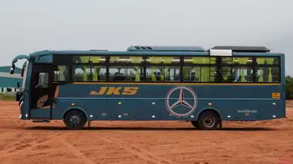 Jayasundari Bus Bus-Side Image