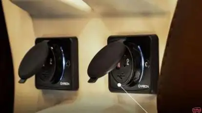 Parashar Travels Bus-Amenities Image