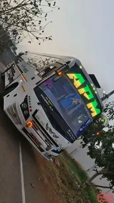 APM TRAVELS Bus-Side Image