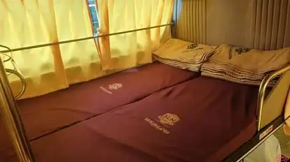 Sri Elumalaiyan Transport Bus-Seats Image