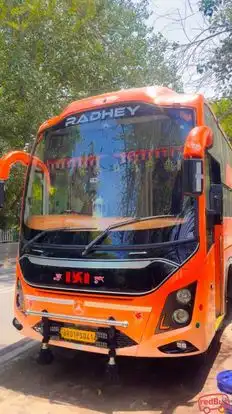 Radhey Travels Bus-Front Image