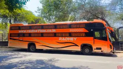 Radhey Travels Bus-Side Image