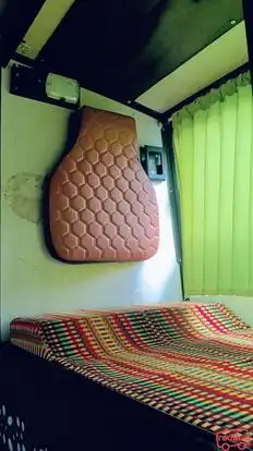 Vaishnav Gajraj Travels Bus-Amenities Image