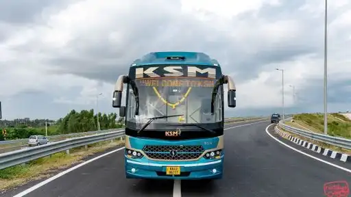 KSM ROADWAYS Bus-Front Image
