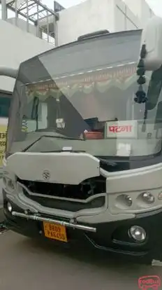 Umanath Tour and Travels Bus-Front Image