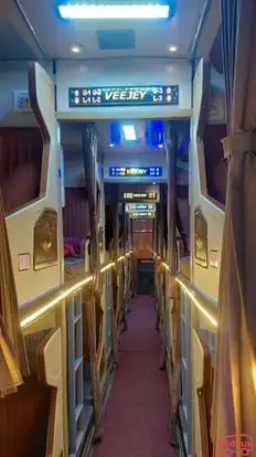 VEE JEY TOURS AND TRAVELS Bus-Seats layout Image