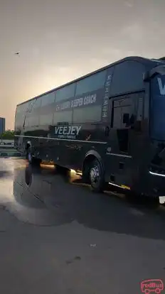 VEE JEY TOURS AND TRAVELS Bus-Side Image