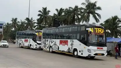Aryan Travels Bus-Side Image
