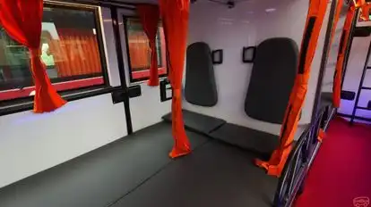 REDWINGE BUS Bus-Seats Image