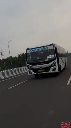 OmniGo Bus-Front Image