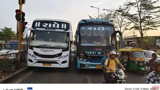 RADHE TRAVELS Bus-Front Image