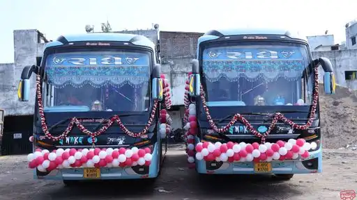 RADHE TRAVELS Bus-Front Image