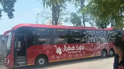 Rabab Safar Bus-Side Image