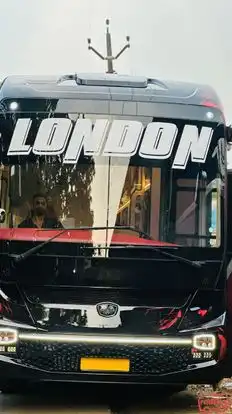 London Travel Lights Bus-Front Image