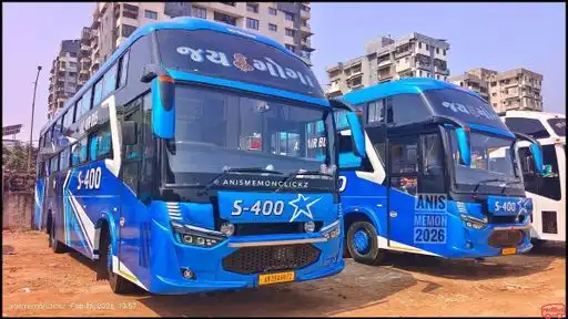 JAY GOGA TRAVELS (SURAT) Bus-Front Image